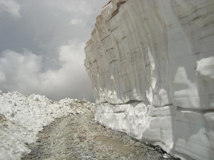 Road Conditions on the way to Sach Pass